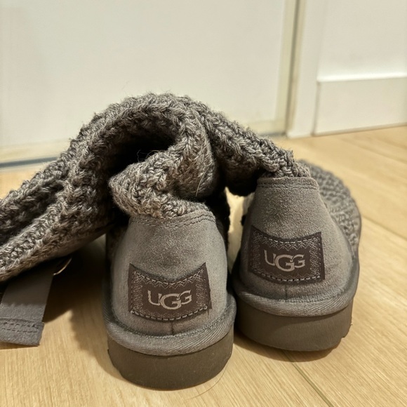 UGG Classic Solene Tall Boot - Picture 6 of 9